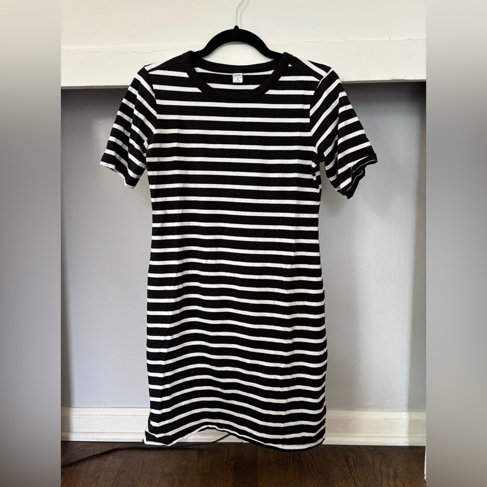 Black and White Striped T-Shirt Dress